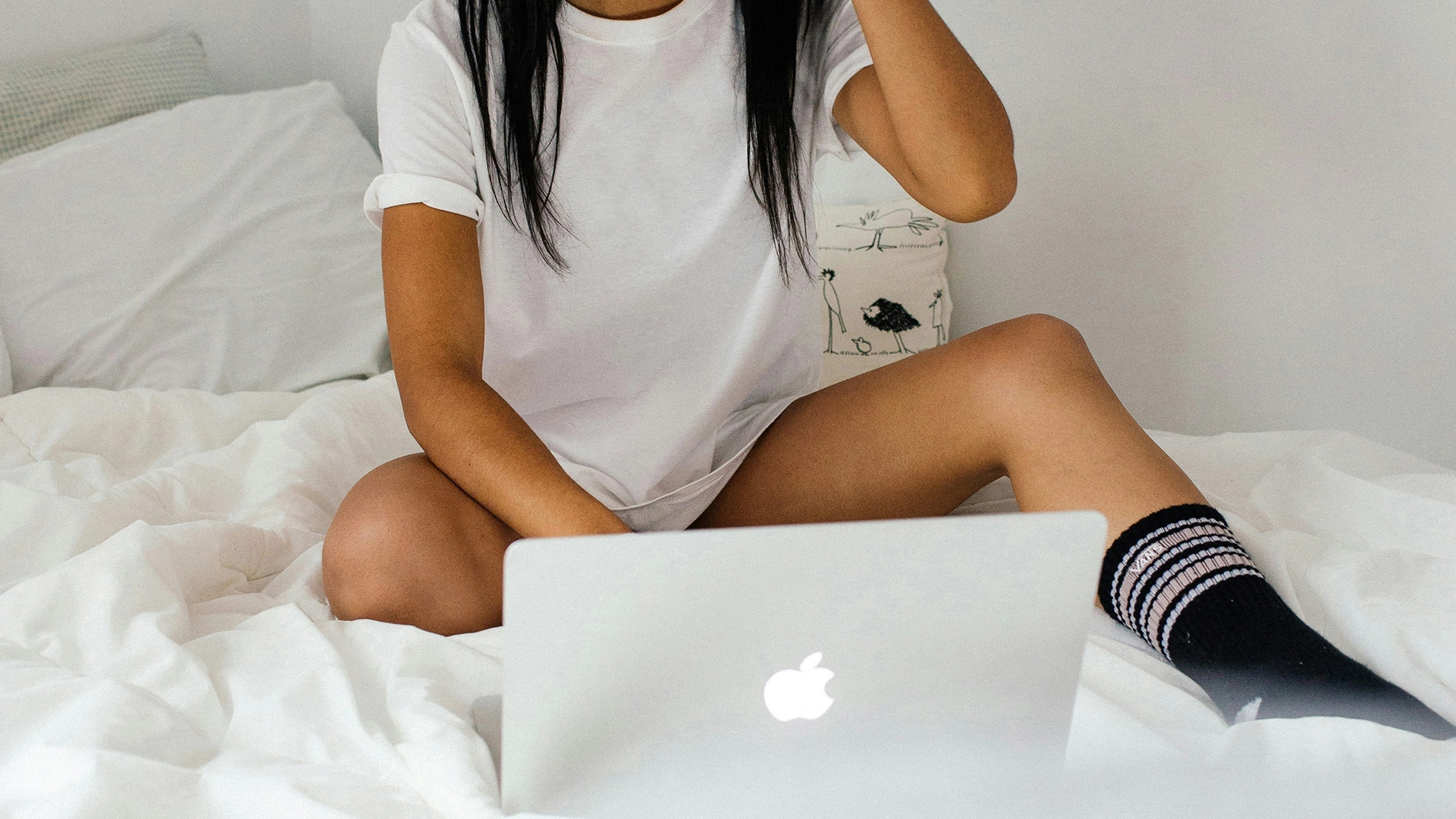 Gli Abbonati Fanno Causa a OnlyFans, Sostenendo di Essere Stati Ingannati a Parlare con un’IA