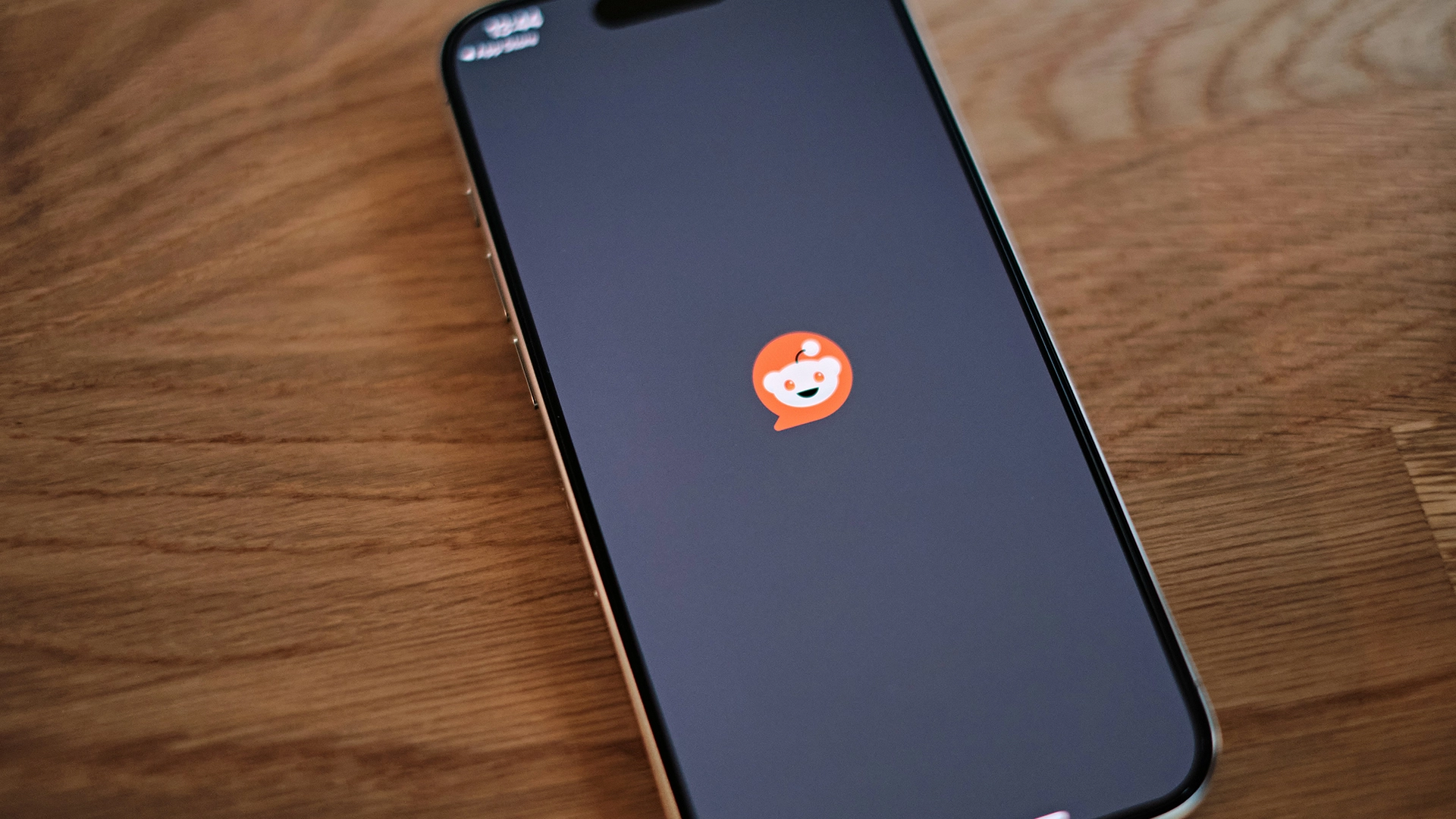 Google Fornirà Energia allo Strumento di Risposte di Reddit
