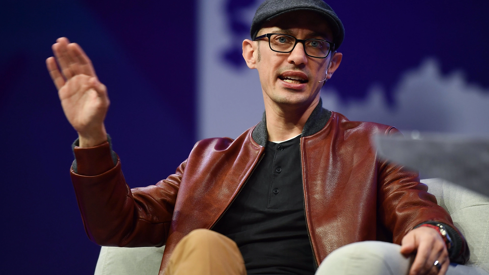 CEO di Shopify: Non Assumeremo Nuovi Dipendenti Senza Dimostrare Che l’IA Non Può Svolgere il Lavoro