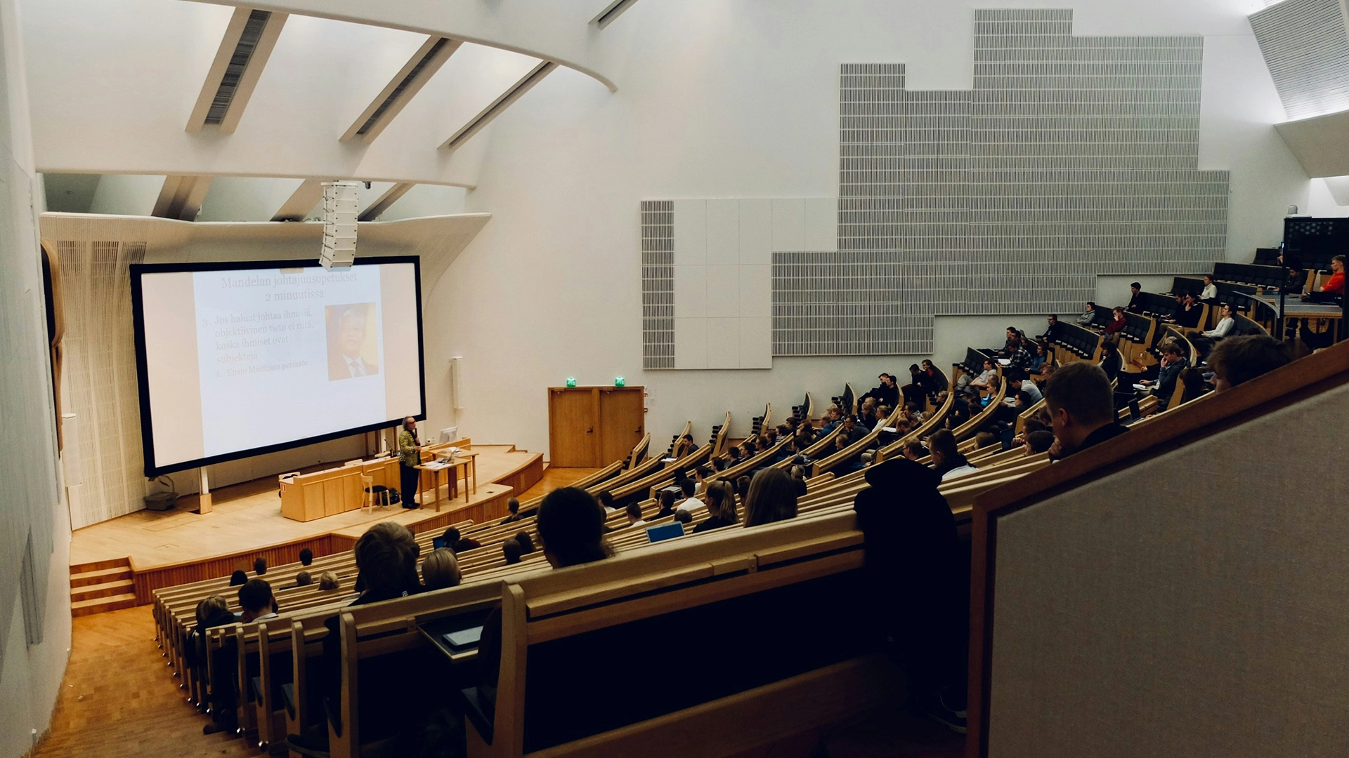 Anthropic lancia ‘Claude for Education’ per le Università