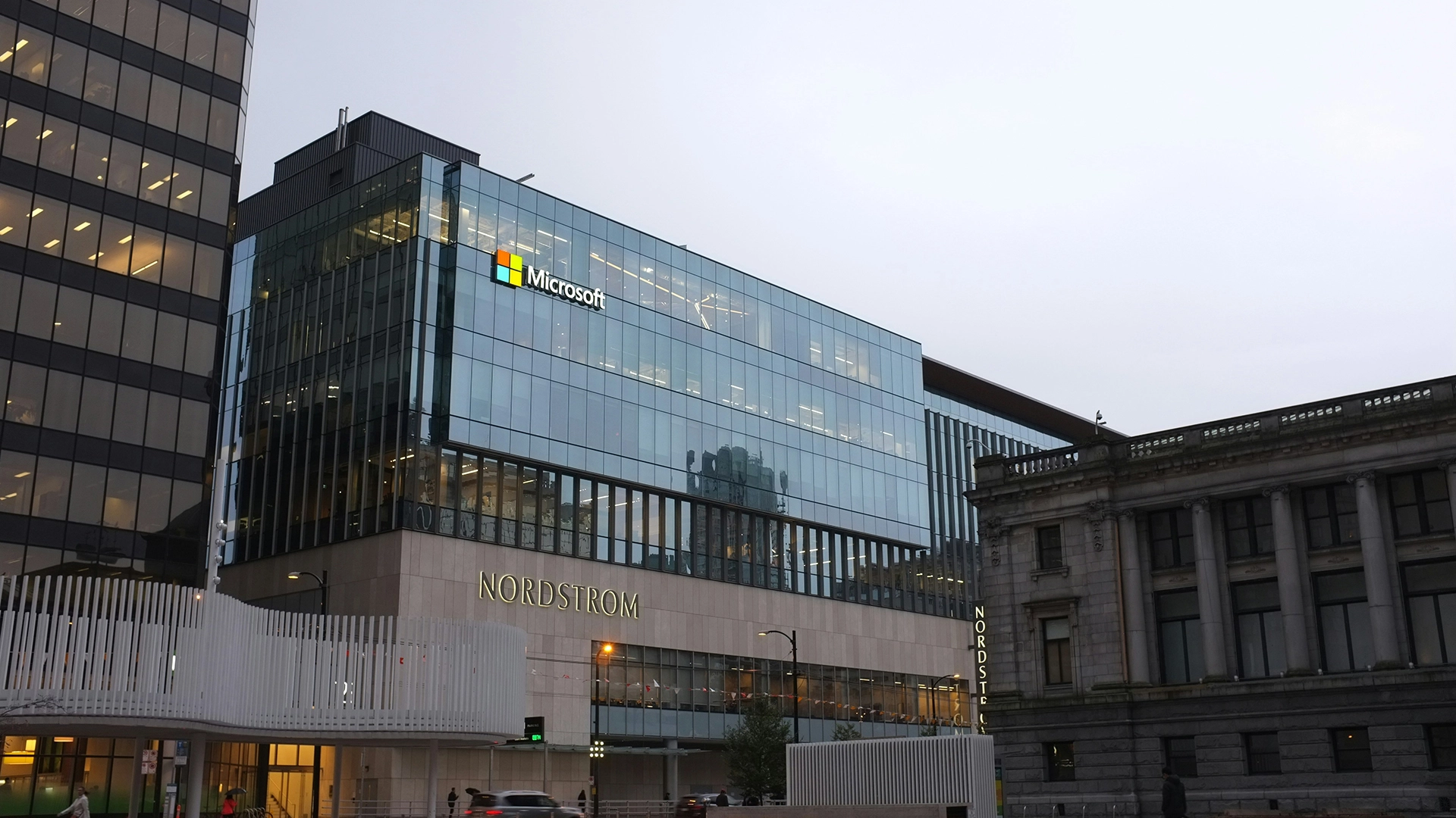 Microsoft Presenta Denuncia Dopo Che Quasi 400K PC Sono Stati Colpiti da Malware Ladro di Dati