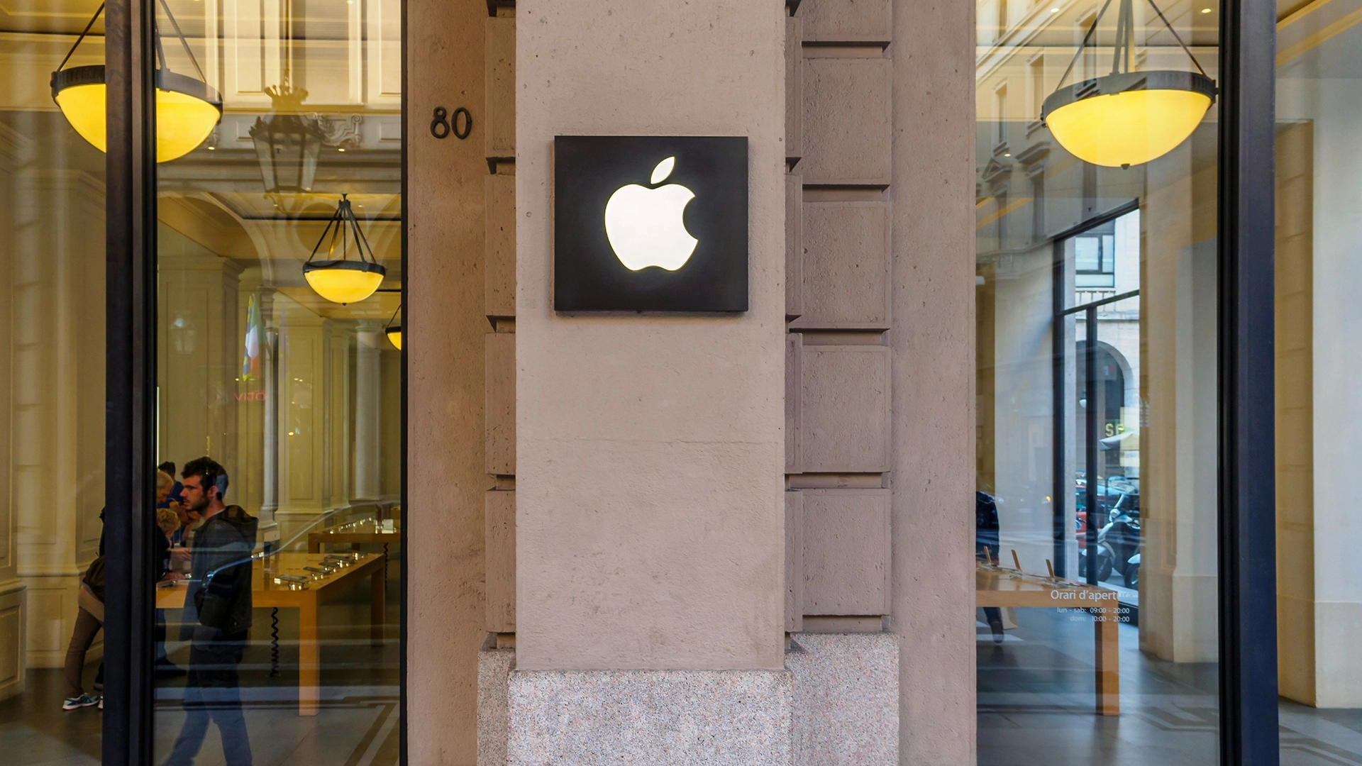Il Giudice Stabilisce che Apple ha Violato Deliberatamente l’Ordine del Tribunale nel Processo Epic Games