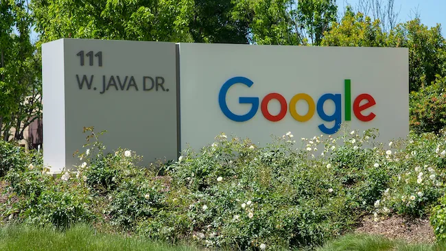 Google Annuncia la Modalità AI nella Ricerca, Abbonamento AI da $250, Occhiali Intelligenti e Altro ancora all’I/O 2025