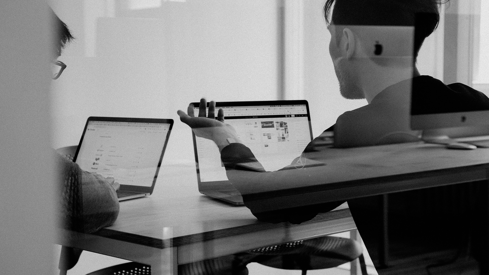 OpenAI per acquisire la compagnia dell’ex designer di Apple per 6,5 miliardi di dollari