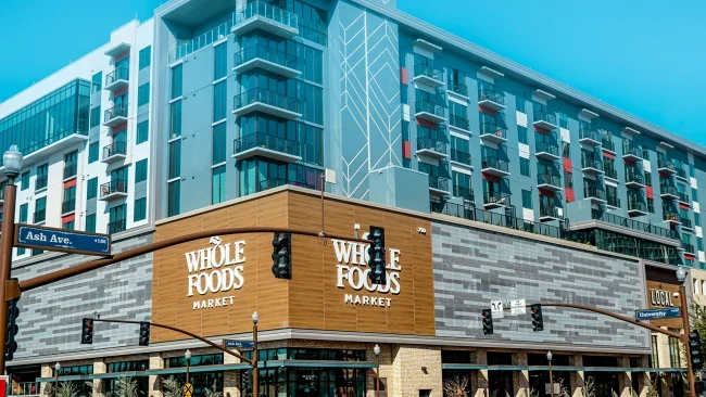 Gli Hacker Colpiscono UNFI, Importante Distributore di Cibo per Whole Foods e l’Esercito Americano