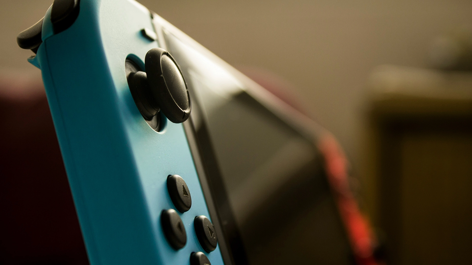 I fan fanno la fila per giorni per ottenere il nuovo Nintendo Switch 2, ma alcune console erano danneggiate