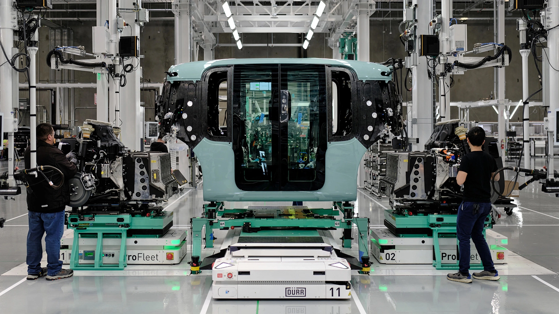 Amazon’s Zoox inaugura il primo stabilimento di produzione in serie di Robotaxi negli Stati Uniti.