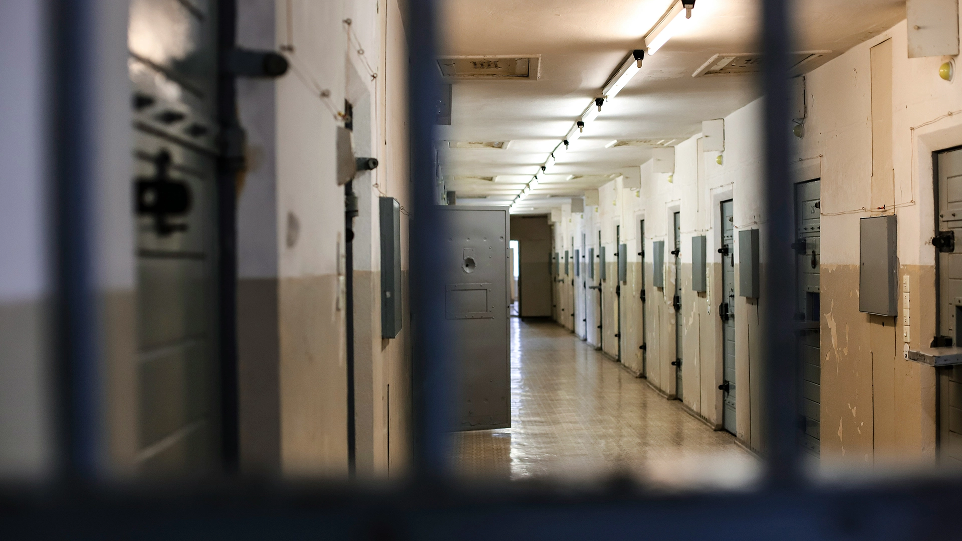 Le Carceri dell’Oklahoma Utilizzano l’IA per Migliorare la Sicurezza e le Operazioni