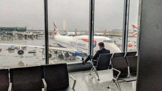 Arresto nel Regno Unito per Attacco Ransomware che ha Disaggregato gli Aeroporti Europei